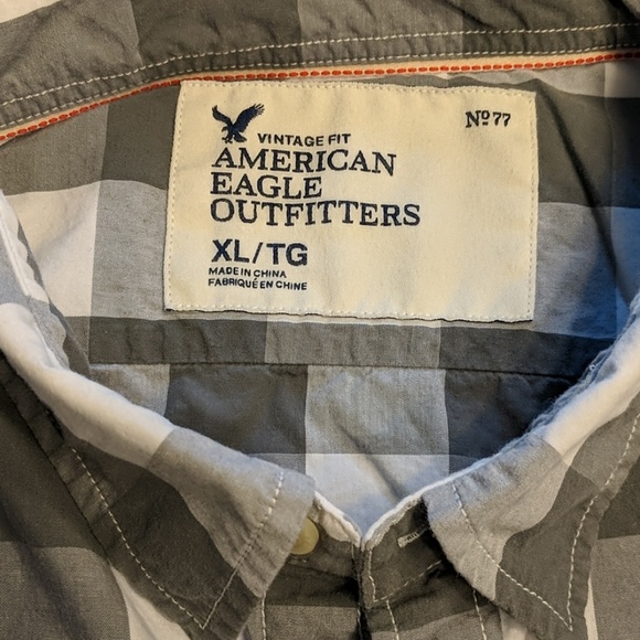 Long sleeve button shirt - Picture 3 of 4